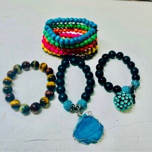 FASHION HANDMADE COSTUME JEWELRY - BRACELETS (LOT OF 4) (MINT CONDITION)